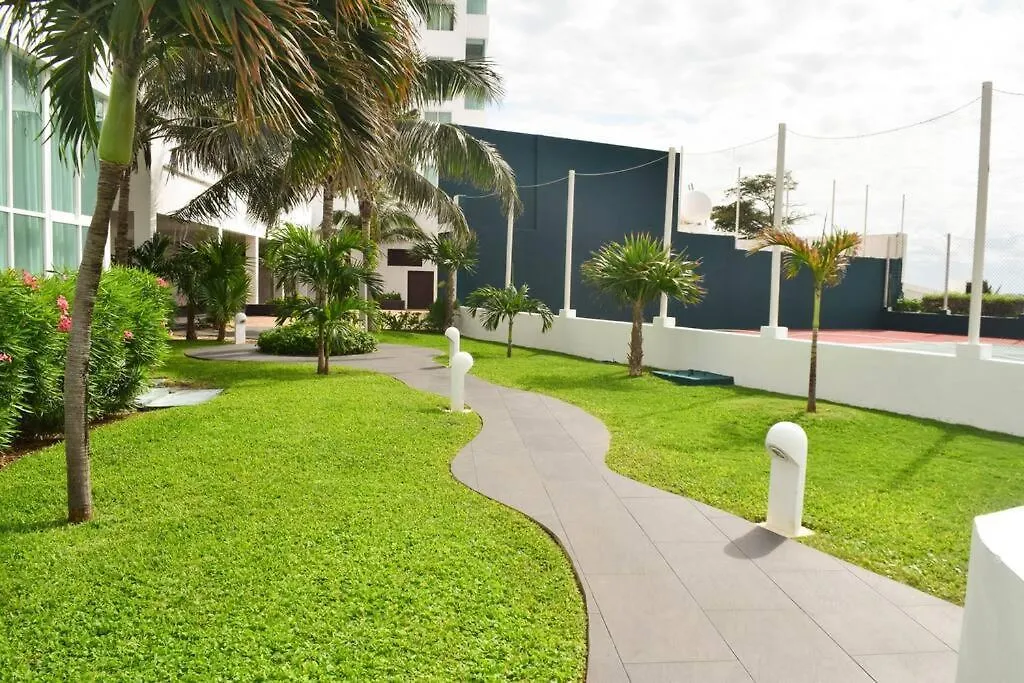 Brand New Studio At The Beach, Sunset View Cancún 0*,  Mexiko