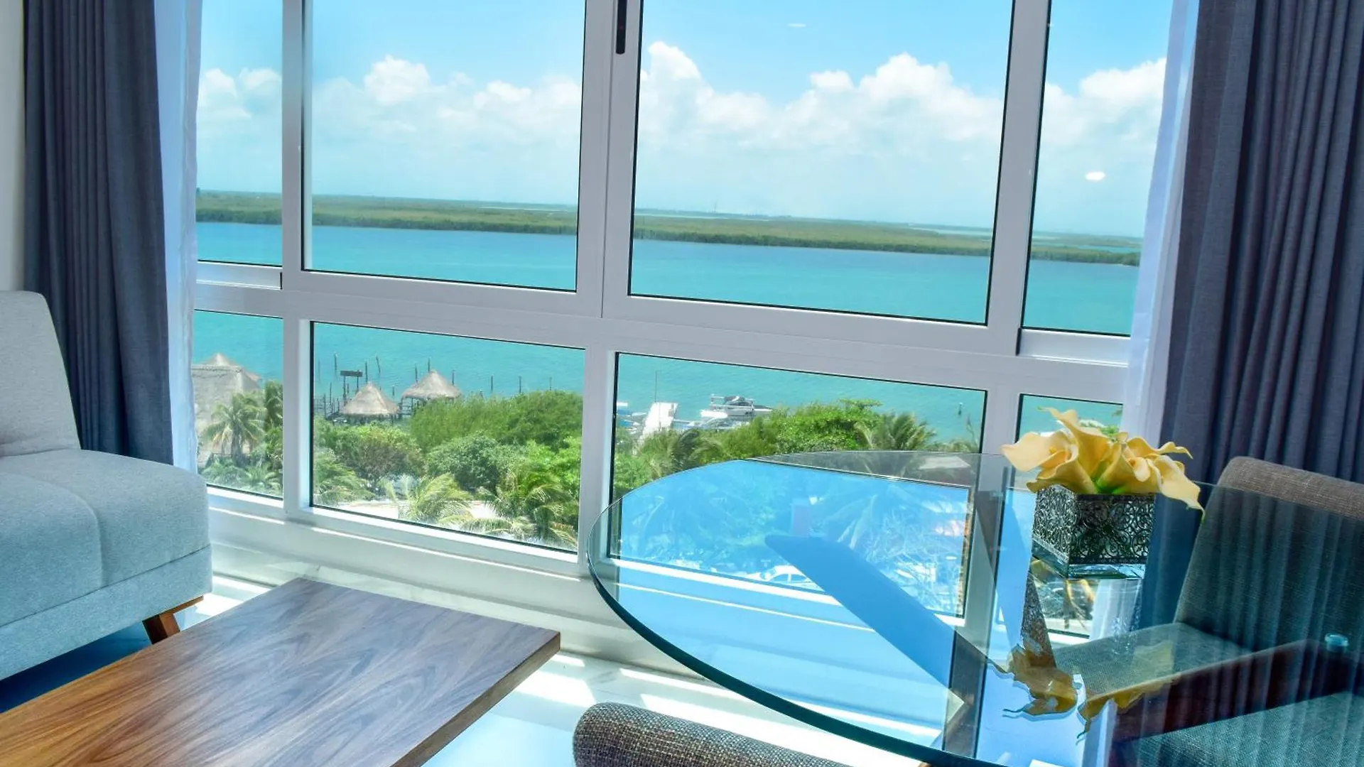 Brand New Studio At The Beach, Sunset View Cancun Mexico