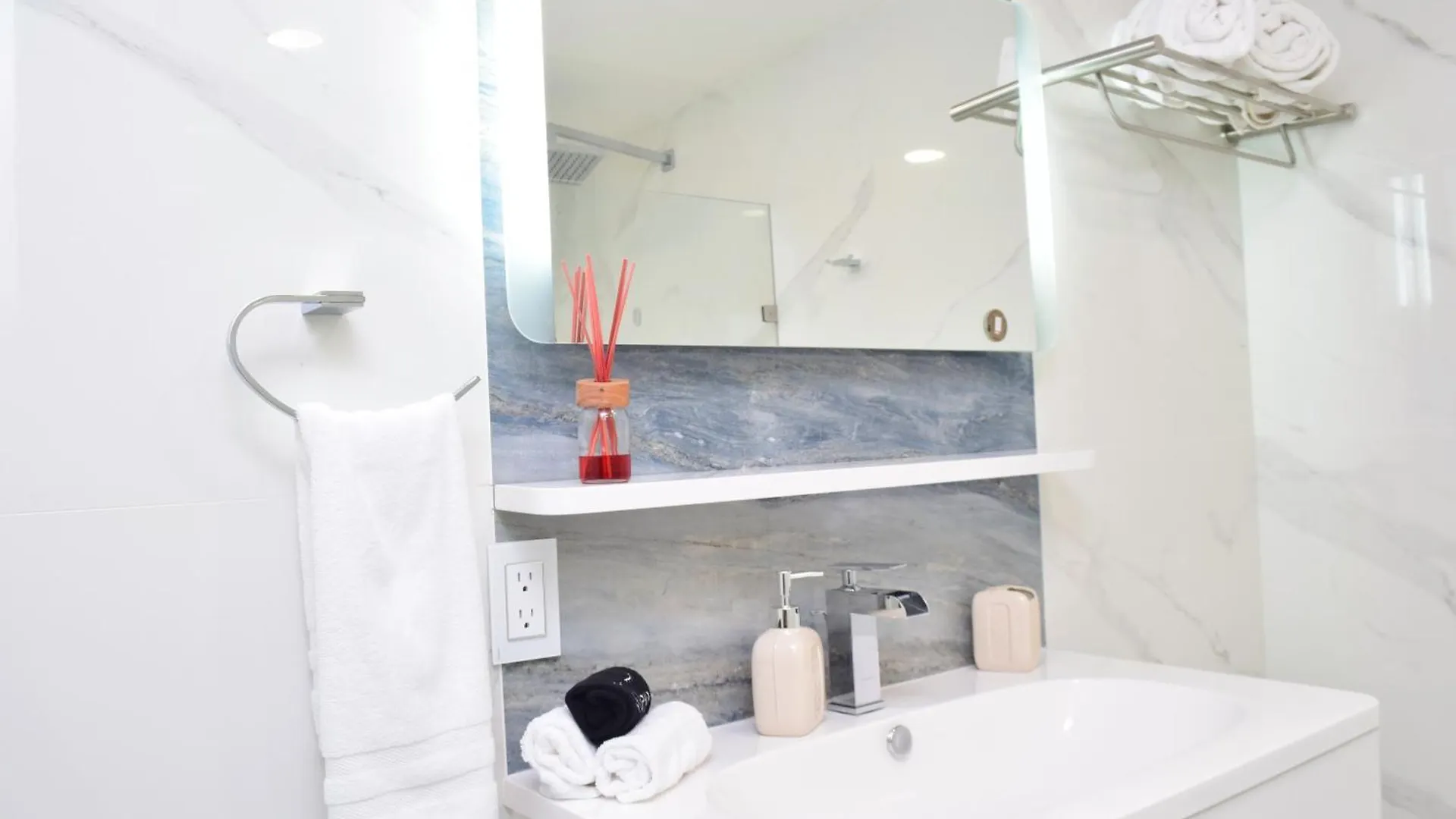 Brand New Studio At The Beach, Sunset View Cancún